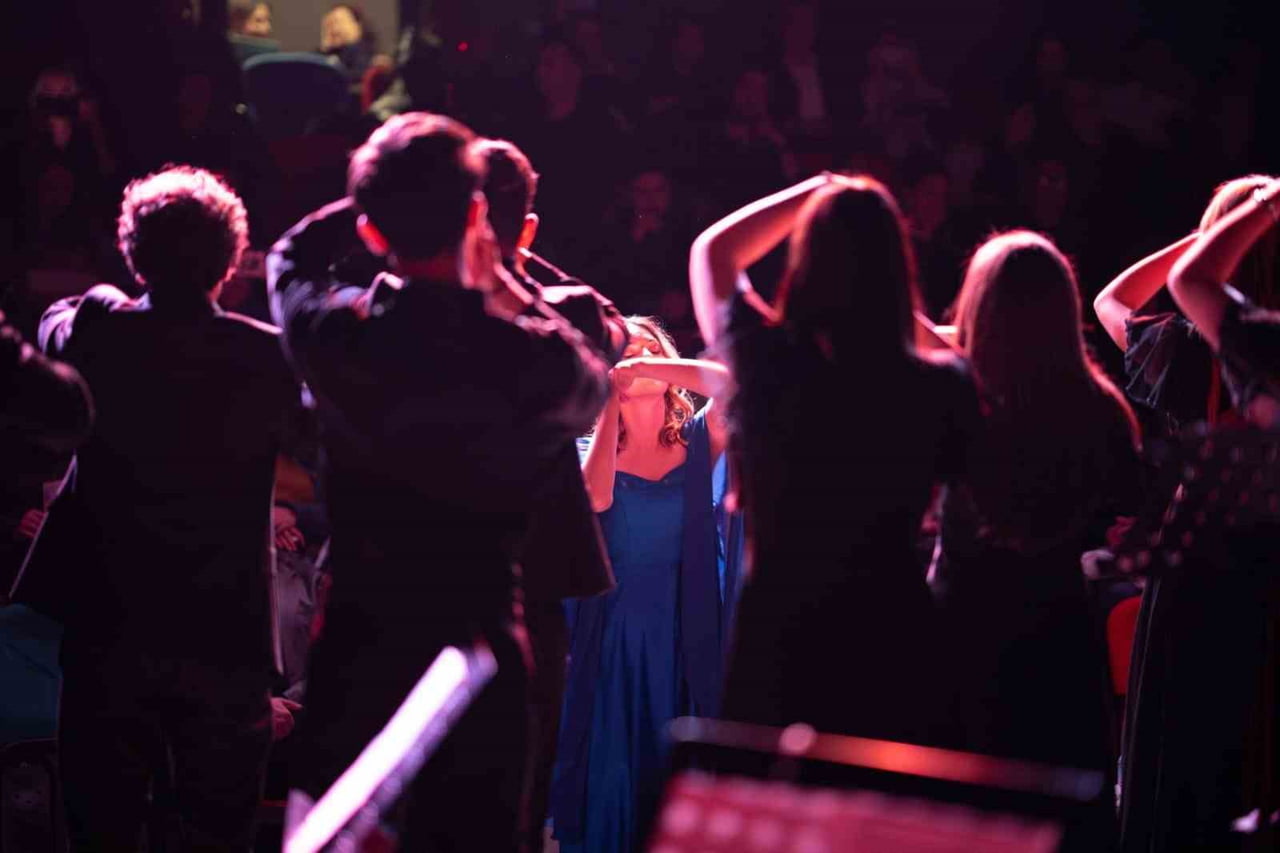 AYVALIK’TA MÜZİK VE DAYANIŞMAYLA ÖZEL KONSER