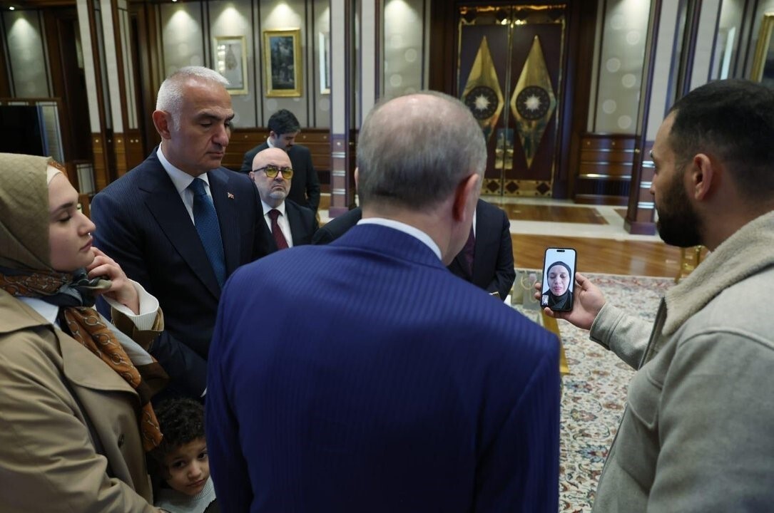 BAKAN ERSOY, SOSYAL MEDYA HESABINDAN FİLİSTİN’DE YAŞANAN OLAYLARIN SİMGE İSİMLERİNDEN HİND...