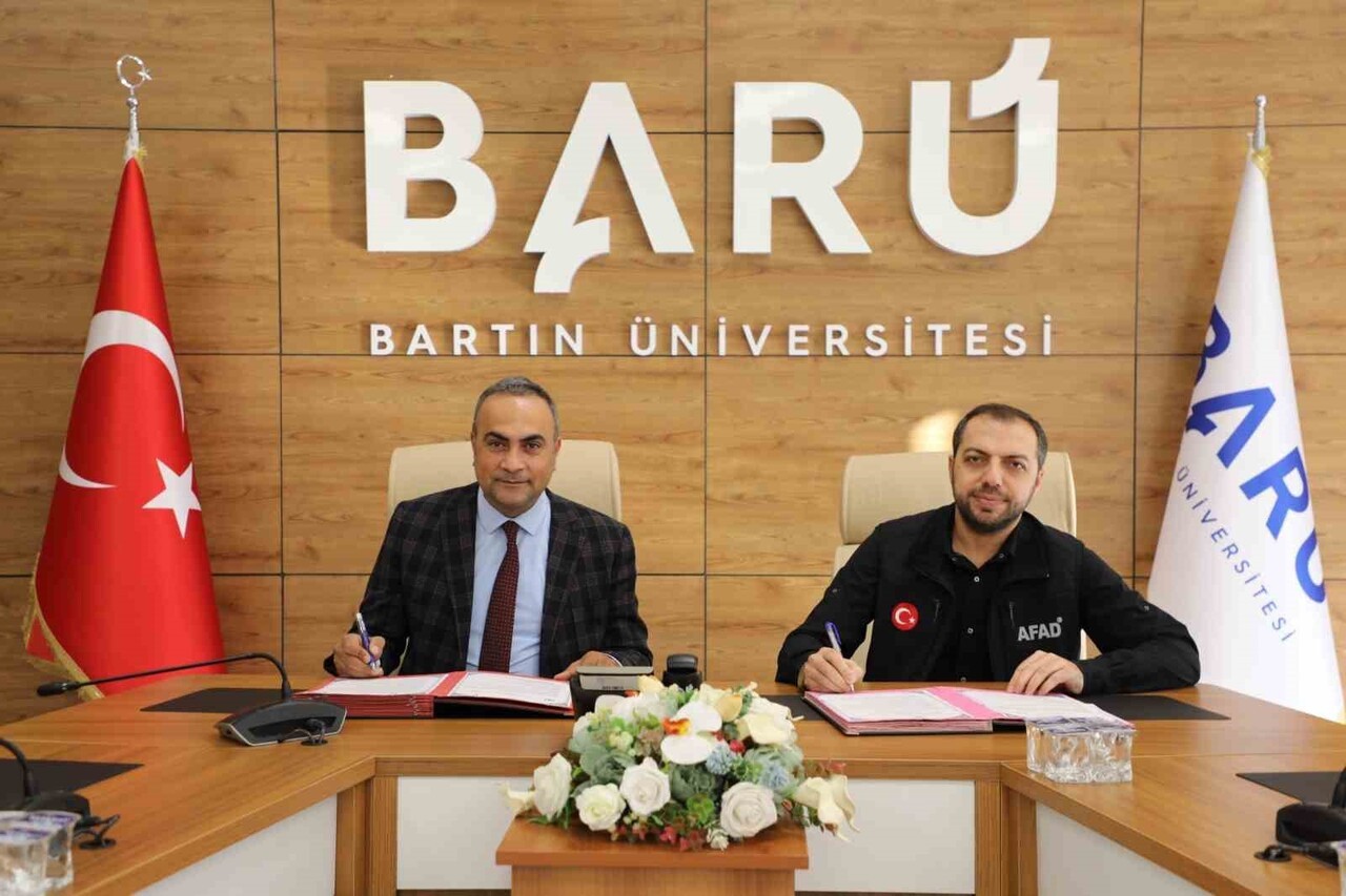 BARÜ İLE BARTIN AFAD ARASINDA "KAPSAYICI AFET EĞİTİMİ" PROTOKOLÜ İMZALANDI