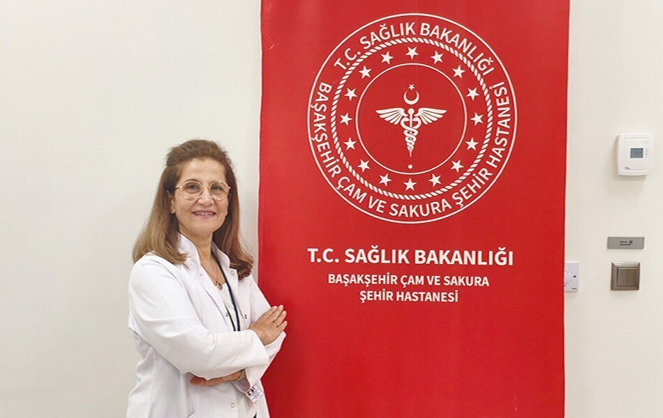 BAŞAKŞEHİR ÇAM VE SAKURA ŞEHİR HASTANESİ GÖĞÜS HASTALIKLARI UZMANI PROF. DR. AYŞE BAHADIR