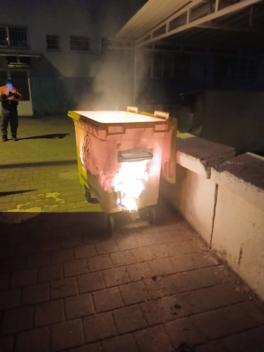 BELEDİYE BAŞKANI BURAK ZENCİRCİ’NİN DEFALARCA YAPTIĞI UYARILARA RAĞMEN GERMENCİK’TE VANDALLIK SONA...