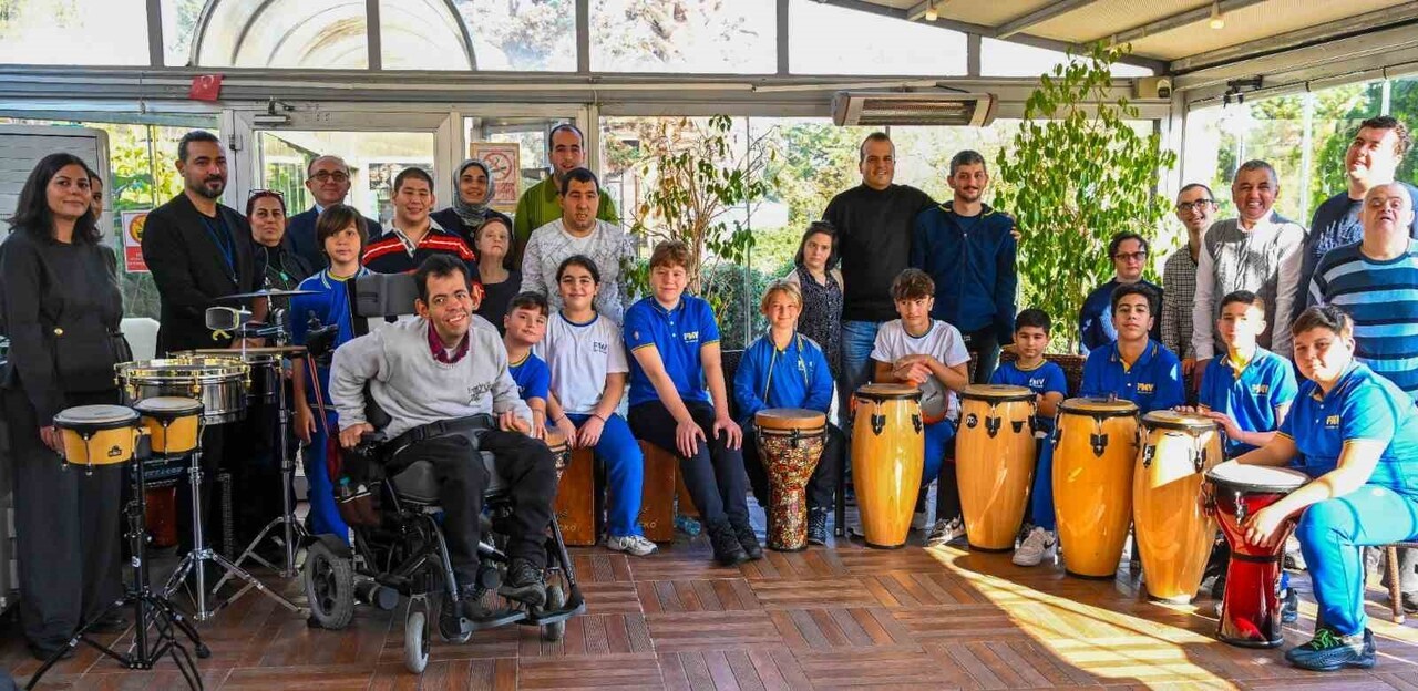 BEŞİKTAŞ BELEDİYESİ, 3 ARALIK DÜNYA ENGELLİLER GÜNÜ KAPSAMINDA İLÇEDE YAŞAYAN ENGELLİ BİREYLER VE...