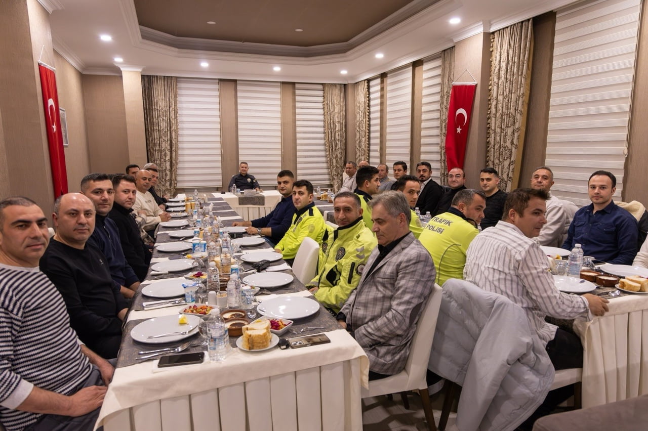 BİLECİK EMNİYETİNDE EMEKLİYE AYRILAN PERSONELE VEDA