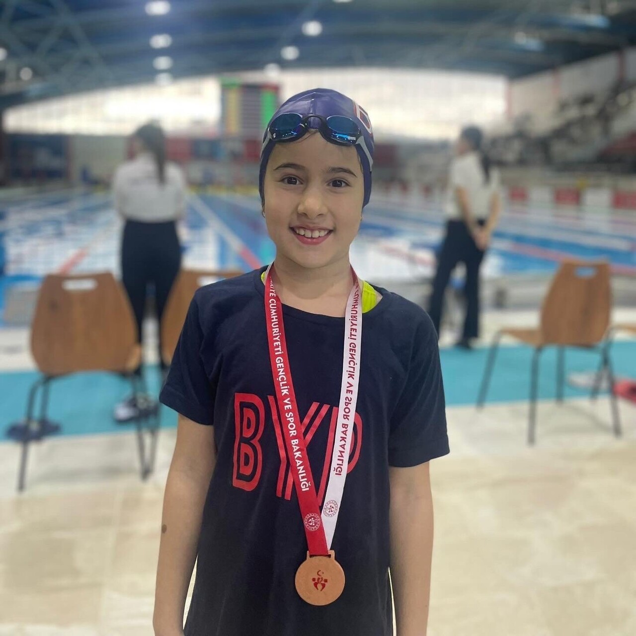 BİLECİKLİ YÜZÜCÜLERDEN ESKİŞEHİR’DE DERECE