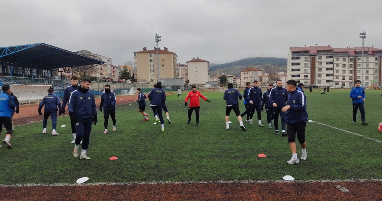 BÖLGESEL AMATÖR LİG (BAL) TEMSİLCİSİ SÖĞÜTSPOR, YARIN OYNAYACAĞI BEYTEPE METE SPOR MAÇININ...