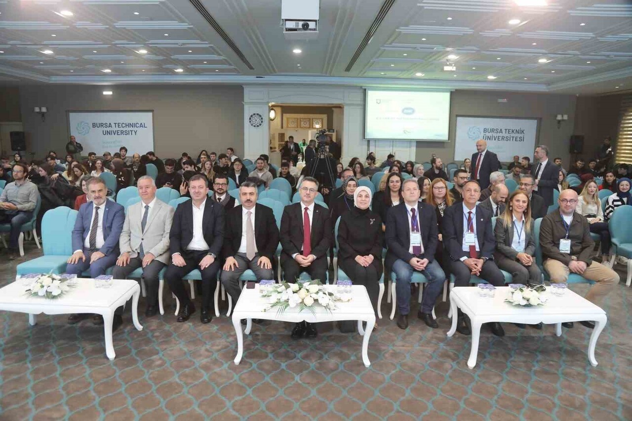 BTÜ'NÜN YÜRÜTÜCÜSÜ OLDUĞU, "KARADENİZ ÜLKELERİ İÇİN MAVİ LİMAN İNDEKSİ" PROJESİNİN AÇILIŞ...