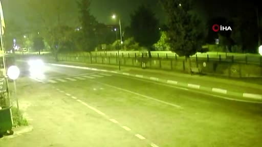 Bursa'da minibüs dereye böyle uçtu: 1 yaralı