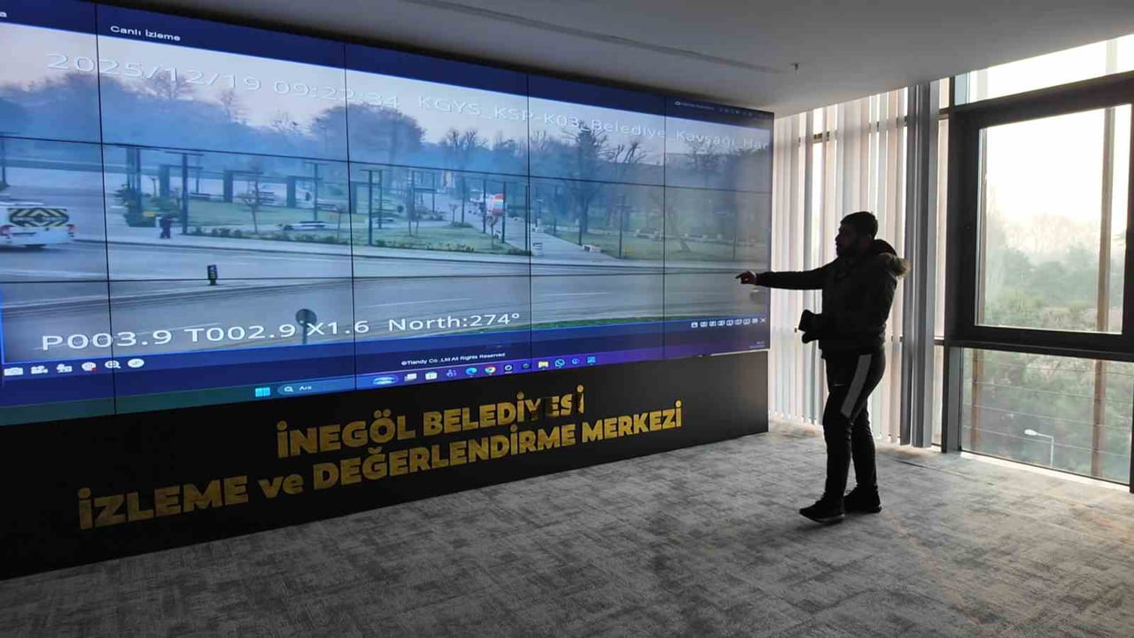 BURSA'NIN İNEGÖL İLÇESİNDE YAŞANAN OLAY, HEM DUYARLI BİR VATANDAŞIN ÖRNEK DAVRANIŞINI HEM DE...