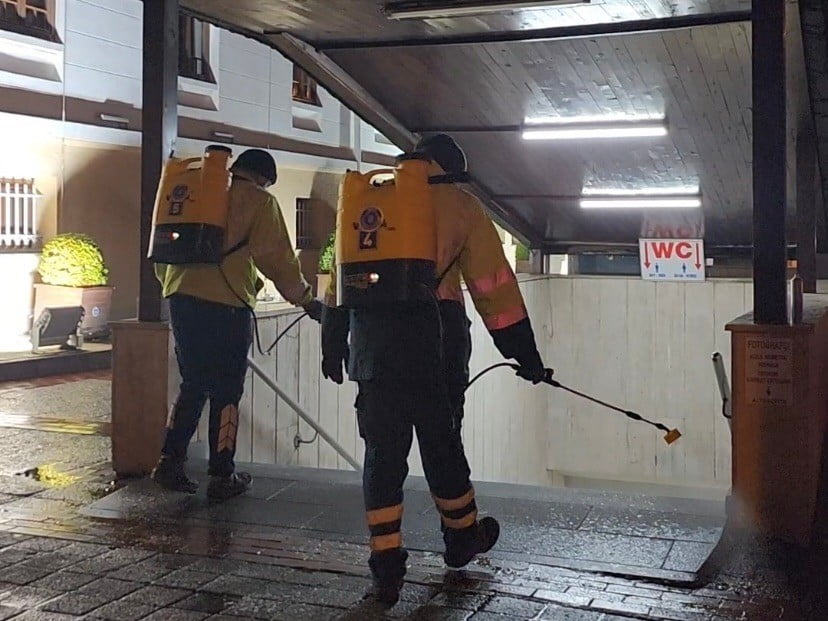 BURSA BÜYÜKŞEHİR BELEDİYESİ, ETKİSİNİ ARTIRAN KAR YAĞIŞINA RAĞMEN KENT GENELİNDE ULAŞIMIN...