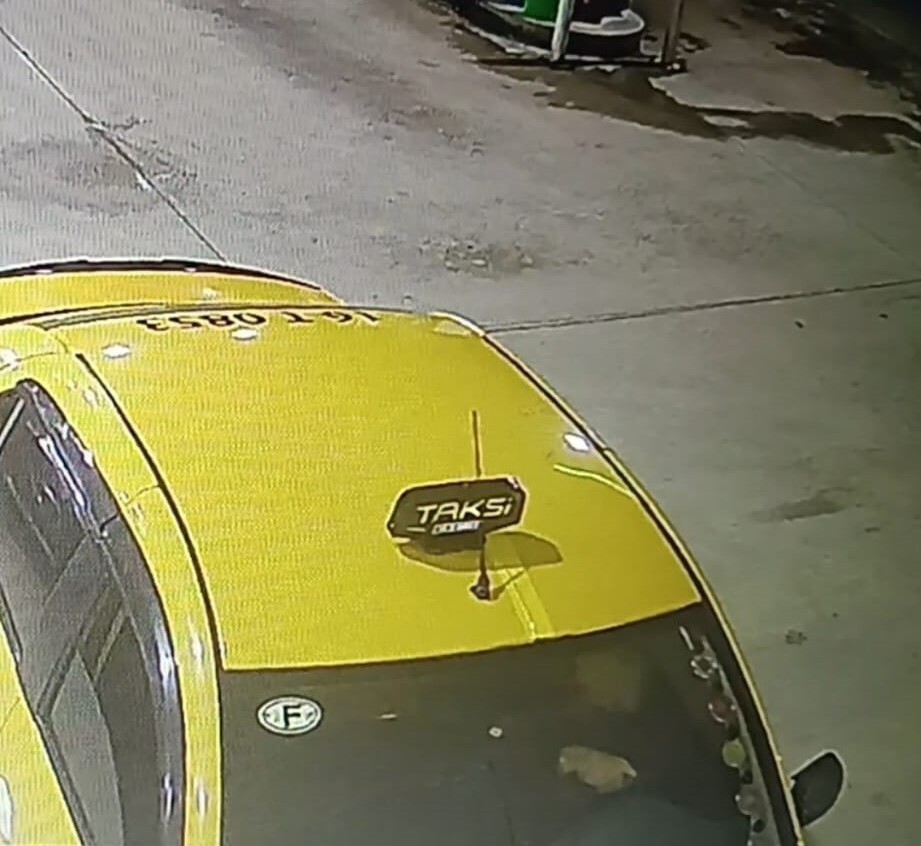 BURSA’DA GASP EDİLEN TAKSİNİN KAÇIRILMA ANLARINA DAİR YENİ GÖRÜNTÜLER ORTAYA ÇIKTI.