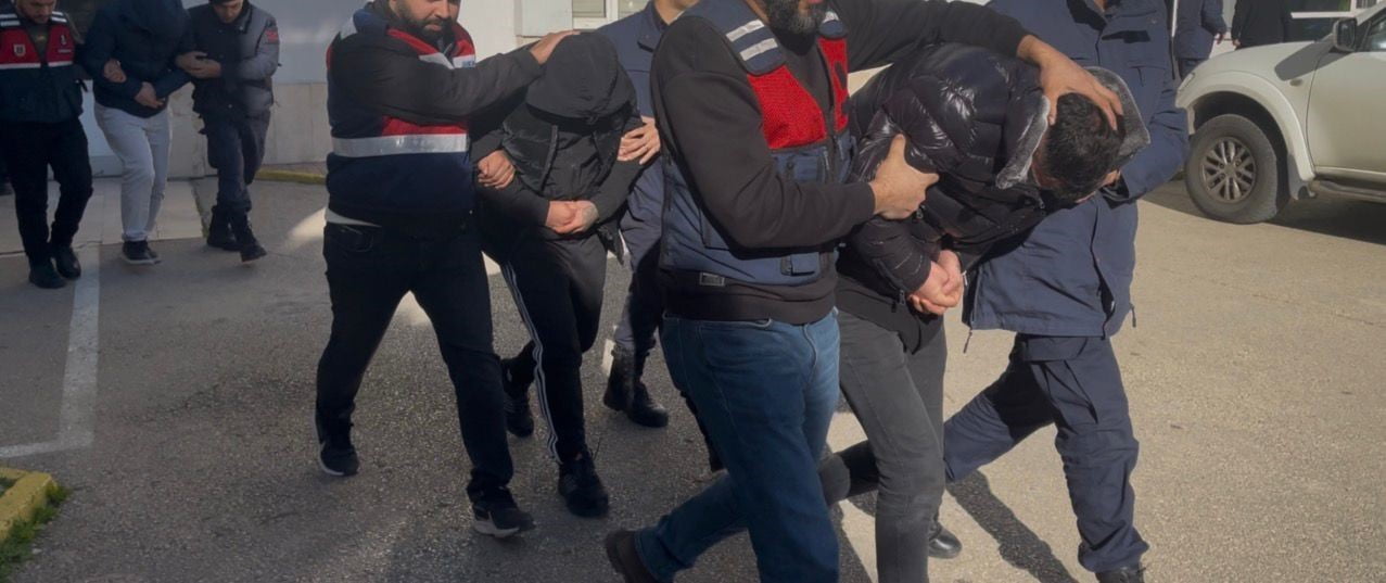 BURSA İL JANDARMA KOMUTANLIĞI NARKOTİK SUÇLARLA MÜCADELE EKİPLERİ, UYUŞTURUCU İLE MÜCADELE...