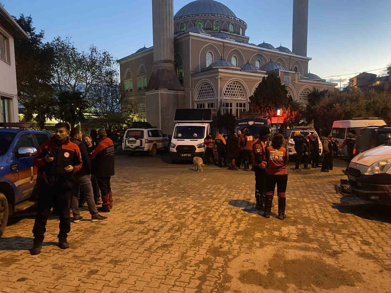 BURSA’NIN MUDANYA İLÇESİNE BAĞLI EVCİLER MAHALLESİ’NDE CUMA GÜNÜ SAAT 10.00’DA OT TOPLAMAK İÇİN...