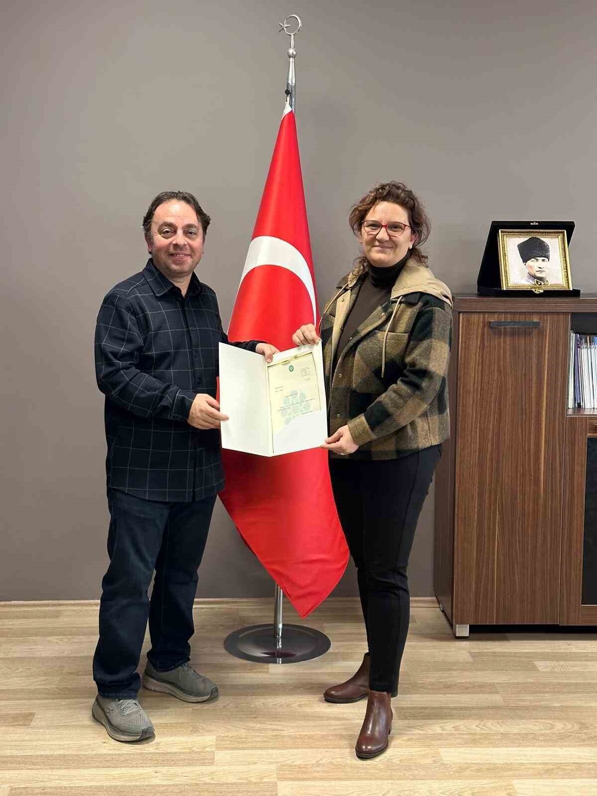 BURSA ULUDAĞ ÜNİVERSİTESİ (BUÜ) FEN-EDEBİYAT FAKÜLTESİ FİZİK BÖLÜMÜ ÖĞRETİM ÜYESİ PROF. DR. ÖZKAN...