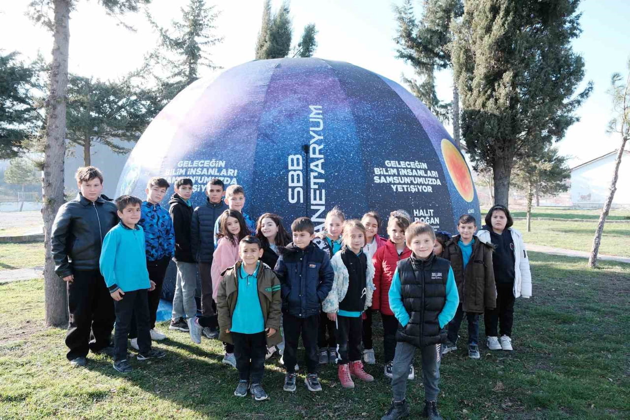 BÜYÜKŞEHİR BELEDİYESİ BİLİM SAMSUN VE KEŞİF KAMPÜSÜ, 40 KIRSAL MAHALLE OKULUNDAKİ 3 BİN 800 KÖY...