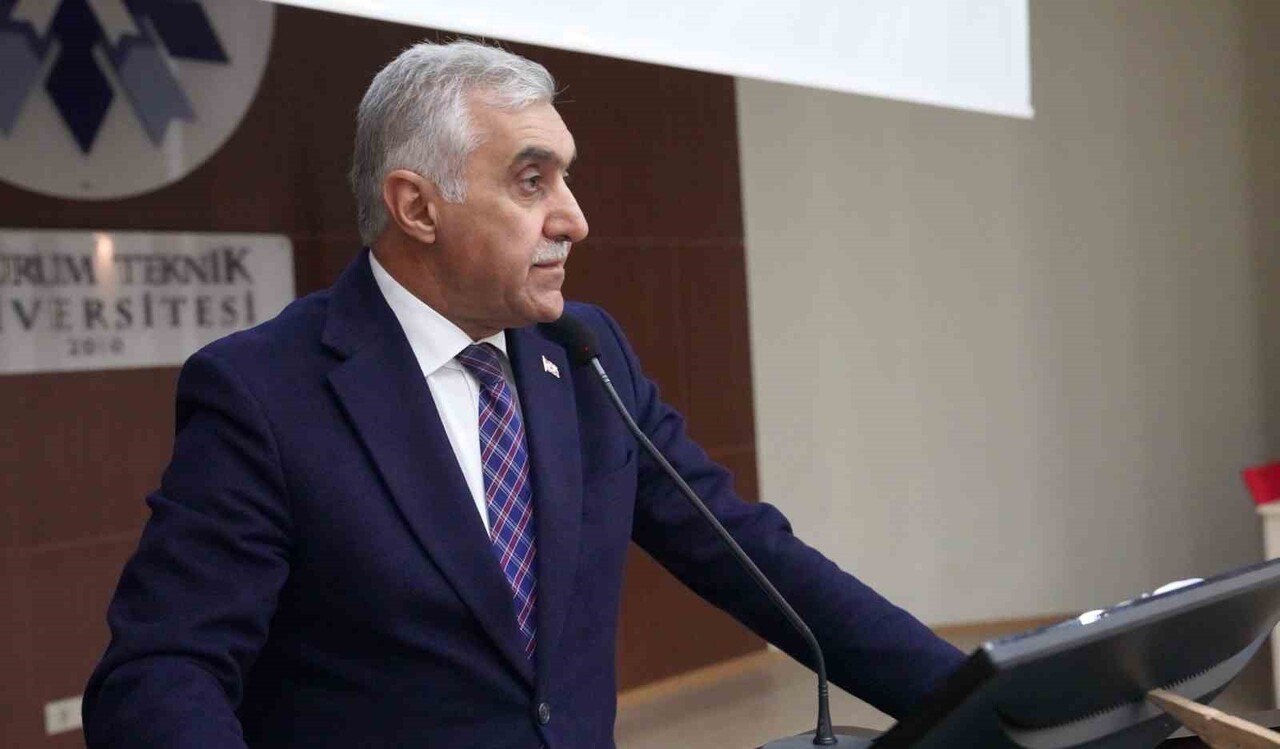 BÜYÜKŞEHİR BELEDİYESİ GENEL SEKRETERİ ZAFER AYNALI