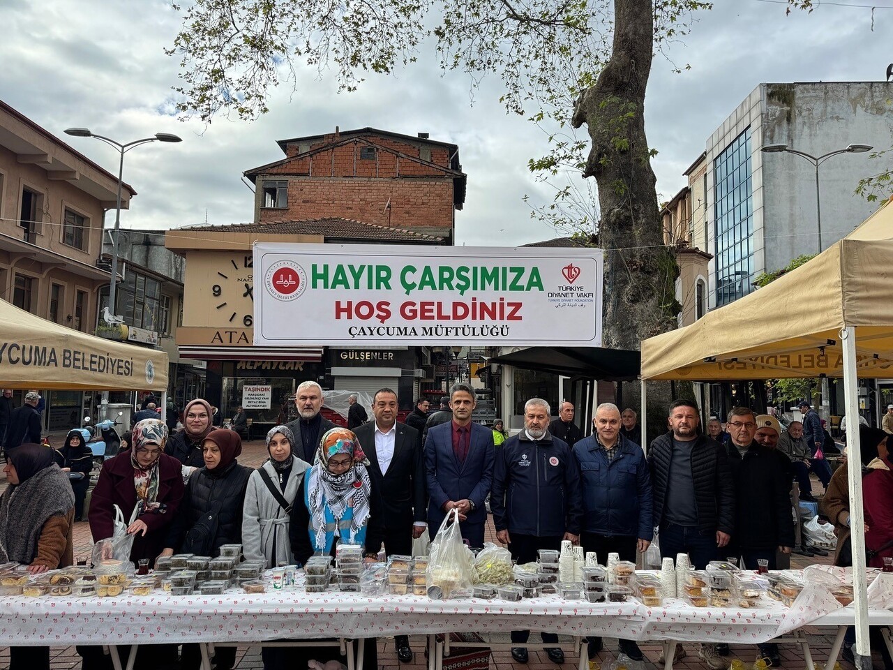 ÇAYCUMA’DA "GAZZE YARARINA HAYIR ÇARŞISI" KURULDU