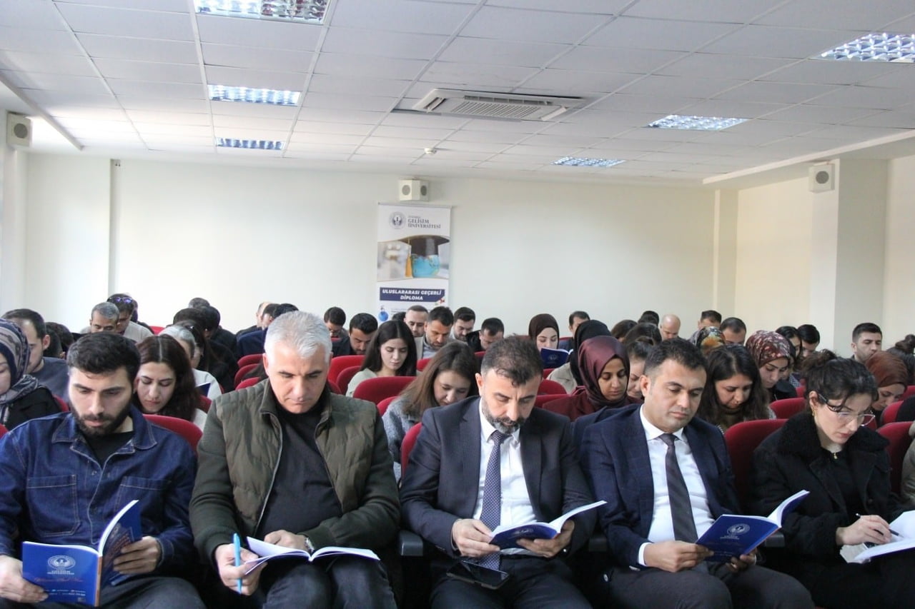 CİZRE İLÇESİNDE ÖĞRETMENLERE YÖNELİK "ANLAYARAK HIZLI OKUMA TEKNİKLERİ EĞİTİCİ EĞİTİMİ"...