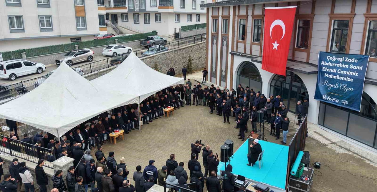 ÇOĞREŞİ ZADE ABDURREHİM SAMİ EFENDİ CAMİİ, DÜZENLENEN TÖRENLE İBADETE AÇILDI.