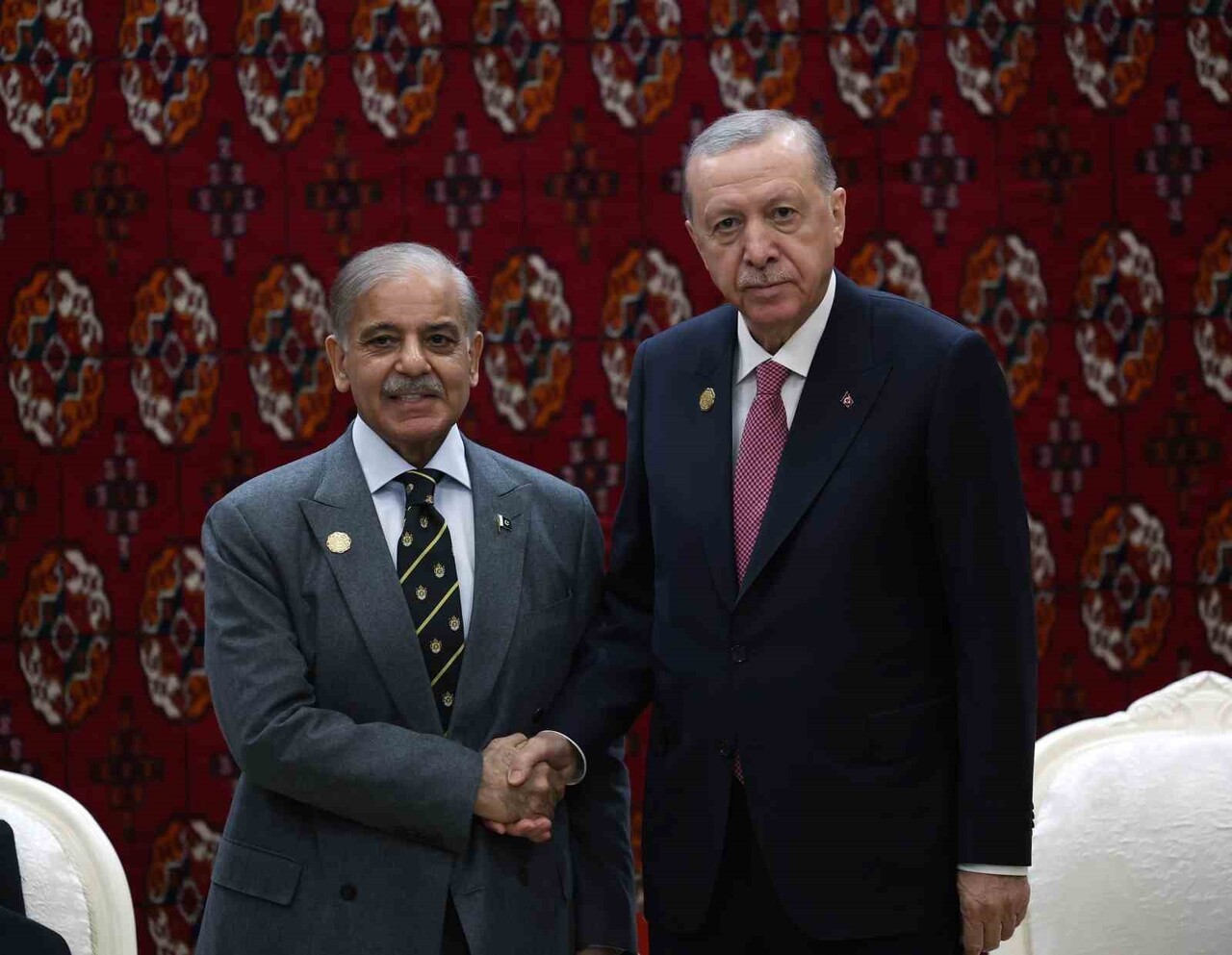 CUMHURBAŞKANI ERDOĞAN, PAKİSTAN BAŞBAKANI ŞERİF İLE GÖRÜŞTÜ