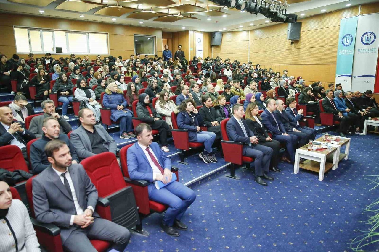 DENETİMLİ SERBESTLİĞİN 20 YILLIK SERÜVENİ PANELDE KONUŞULDU