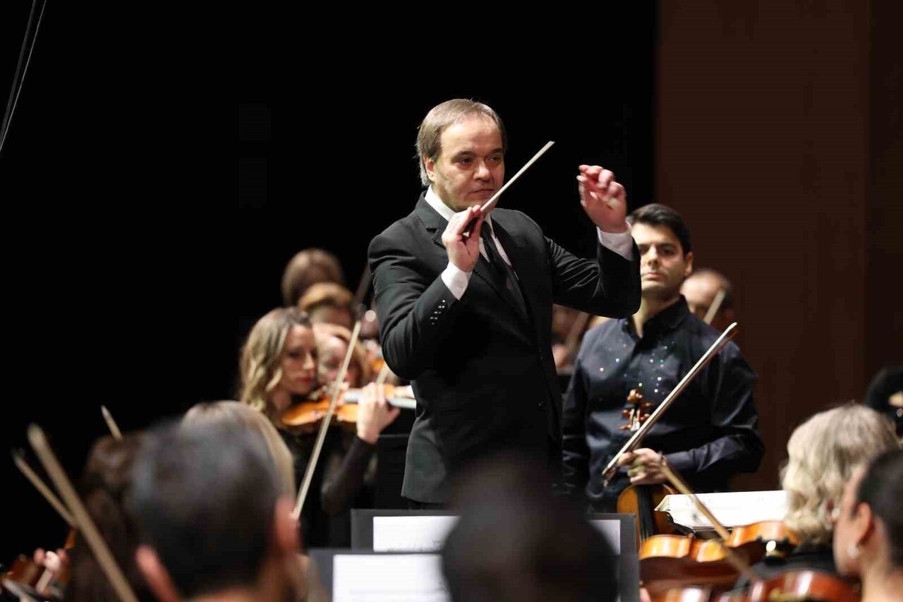 DENİZBANK’IN 21 YILDIR DESTEKLEDİĞİ İSTANBUL DEVLET SENFONİ ORKESTRASI (İDSO), ARALIK AYININ İLK...