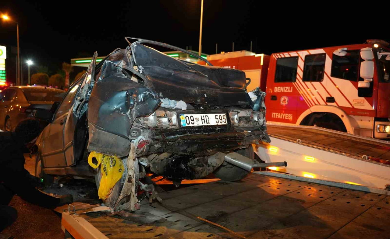 DENİZLİ’DE 5 ARACIN KARIŞTIĞI KAZA SONUCUNDA AĞIR YARALI OLARAK HASTANEYE KALDIRILAN ŞAHIS YAPILAN...