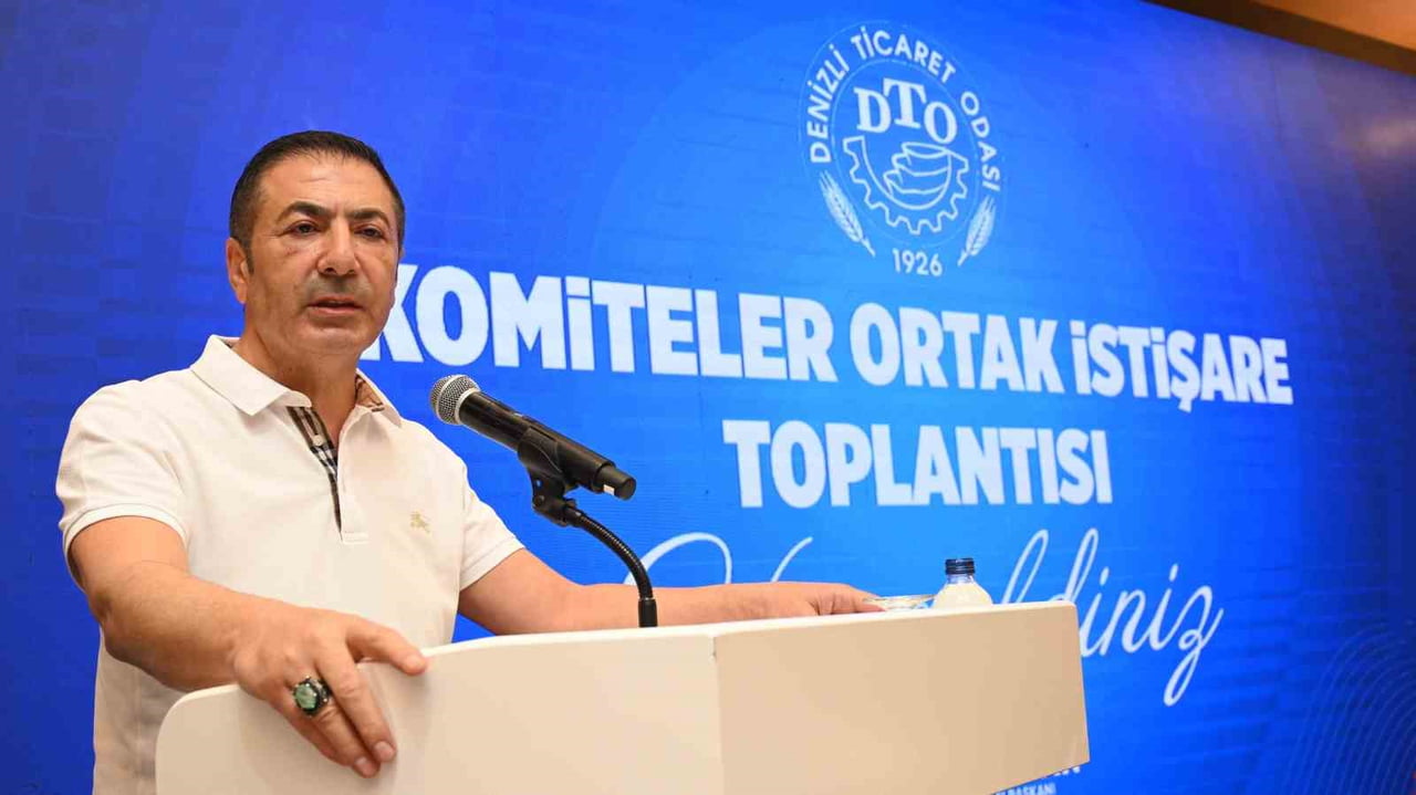 DENİZLİ TİCARET ODASI (DTO), MESLEK KOMİTELERİ ORTAK İSTİŞARE TOPLANTISI'NI YAPTI. MECLİS ÜYELERİ...