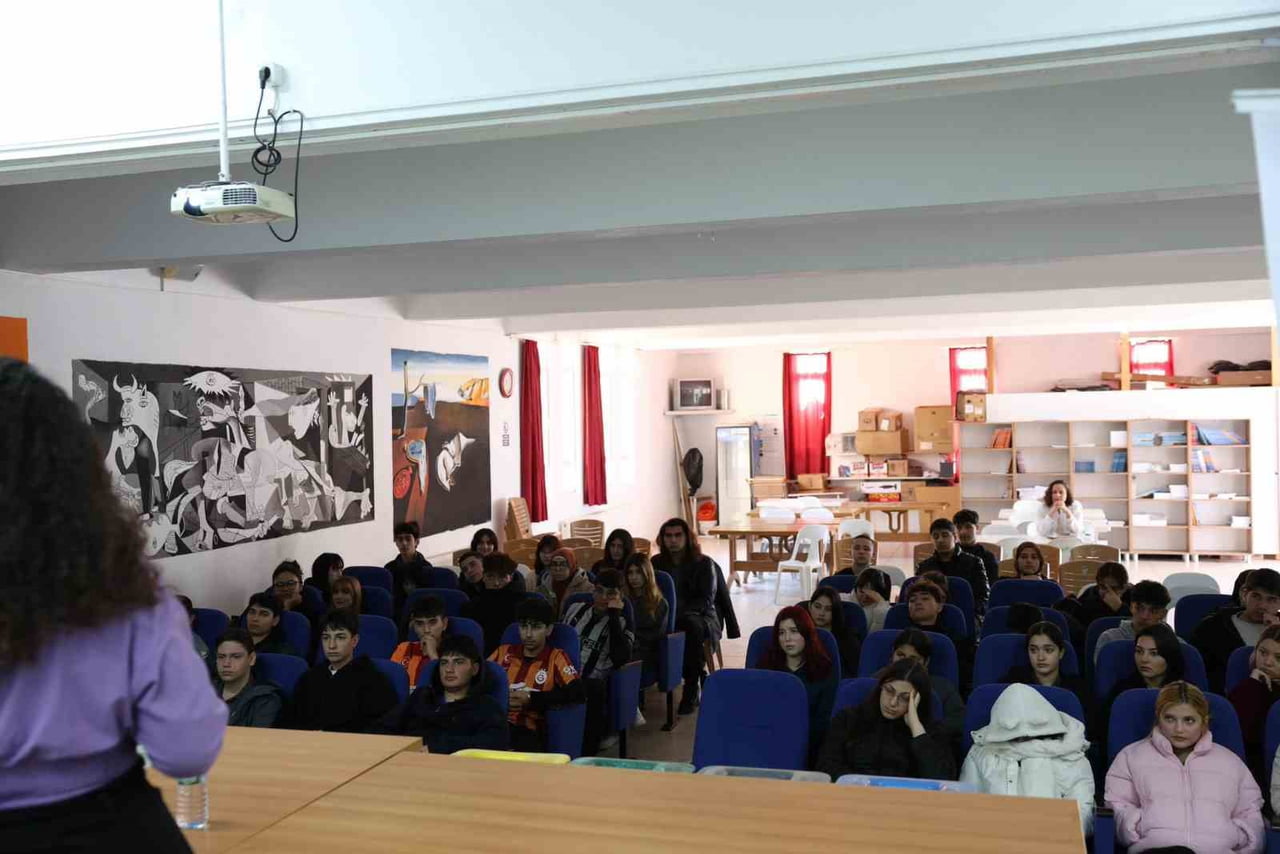 DİDİM BELEDİYESİ, ÇEVRE BİLİNCİNİN ERKEN YAŞTA KAZANDIRILMASI AMACIYLA İLÇE GENELİNDEKİ OKULLARDA...