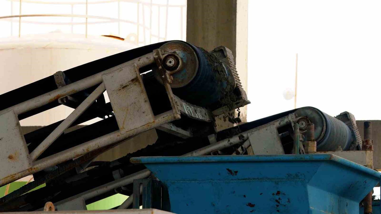 DİDİM BELEDİYESİ, PARKE TAŞLARINI KENDİSİ ÜRETİYOR