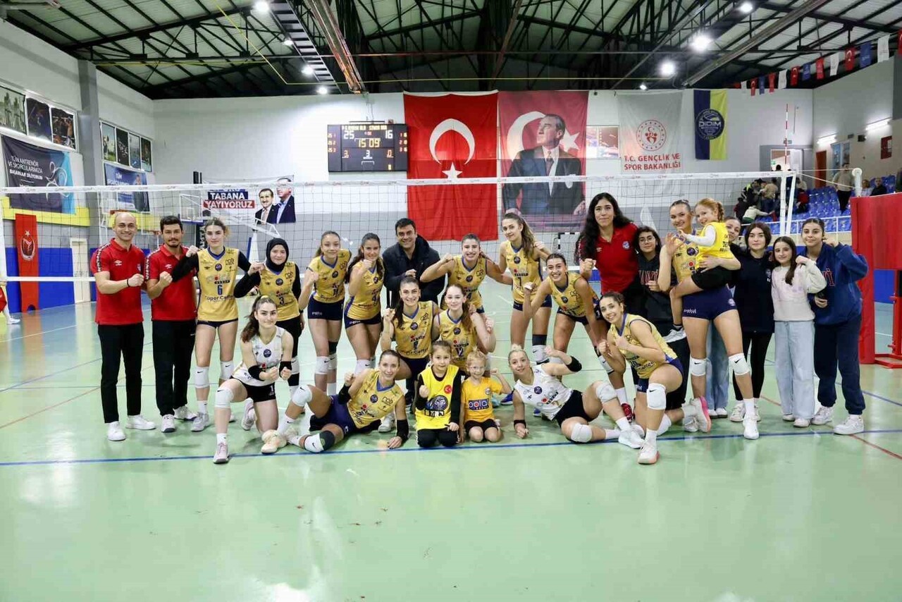 DİDİM BELEDİYESPOR KADIN VOLEYBOL TAKIMI, TVF KADINLAR 2. LİGİ 7. GRUP 15. HAFTA KARŞILAŞMASINDA...