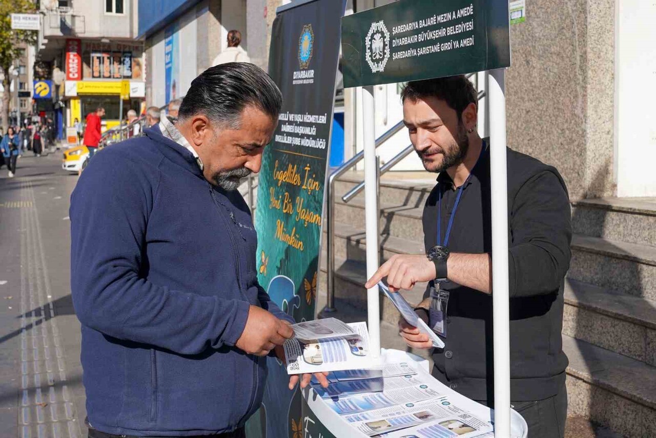 DİYARBAKIR BÜYÜKŞEHİR BELEDİYESİ, 3 ARALIK DÜNYA ENGELLİLER GÜNÜ KAPSAMINDA KENTİN ÜÇ AYRI...