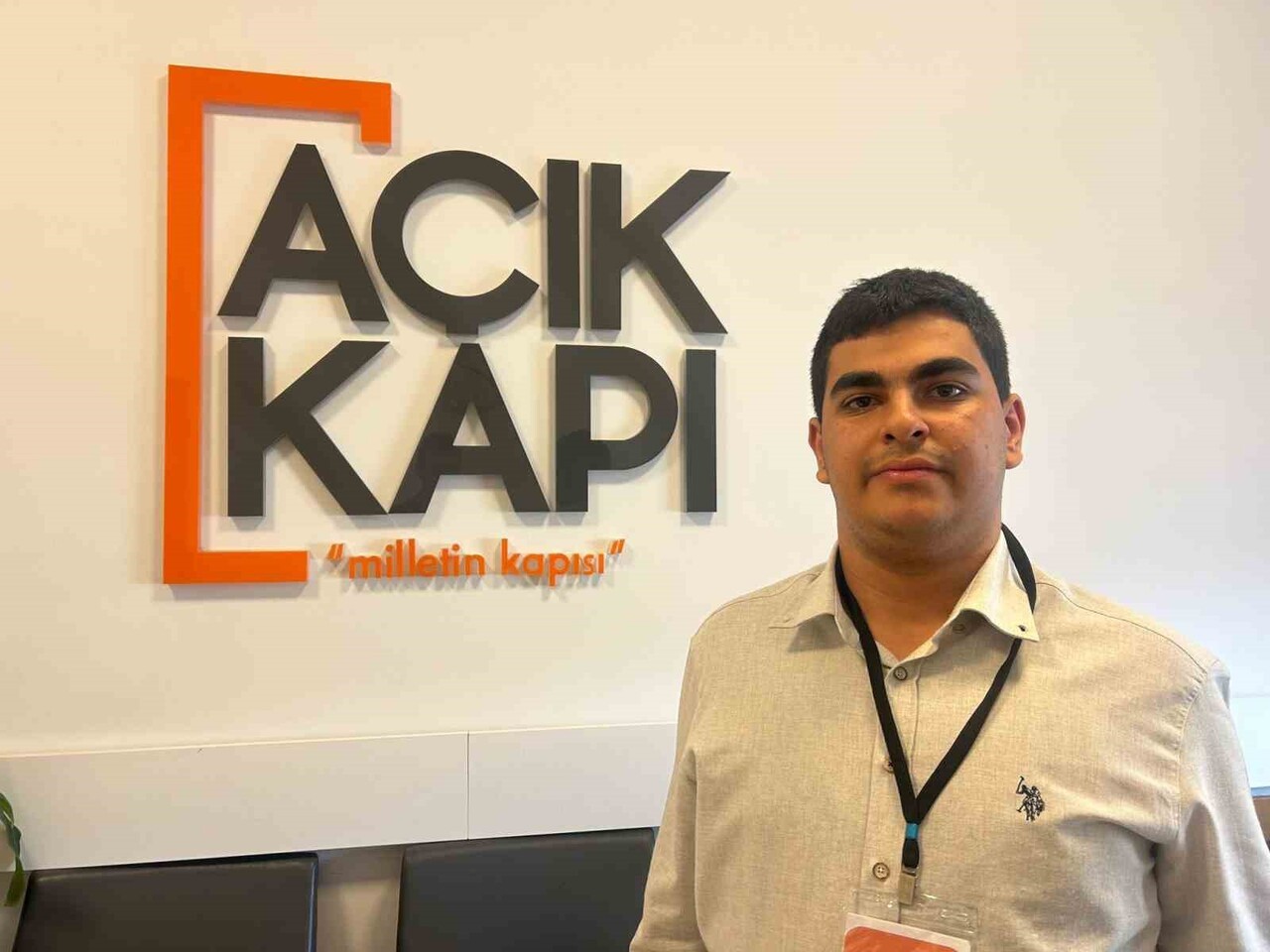 DUYGULARINI DİLE GETİREN ERTAŞ, "VALİLİKTE HERHANGİ BİR MEMUR OLMAYI HAYAL EDİYORDUM. BUGÜN AÇIK...