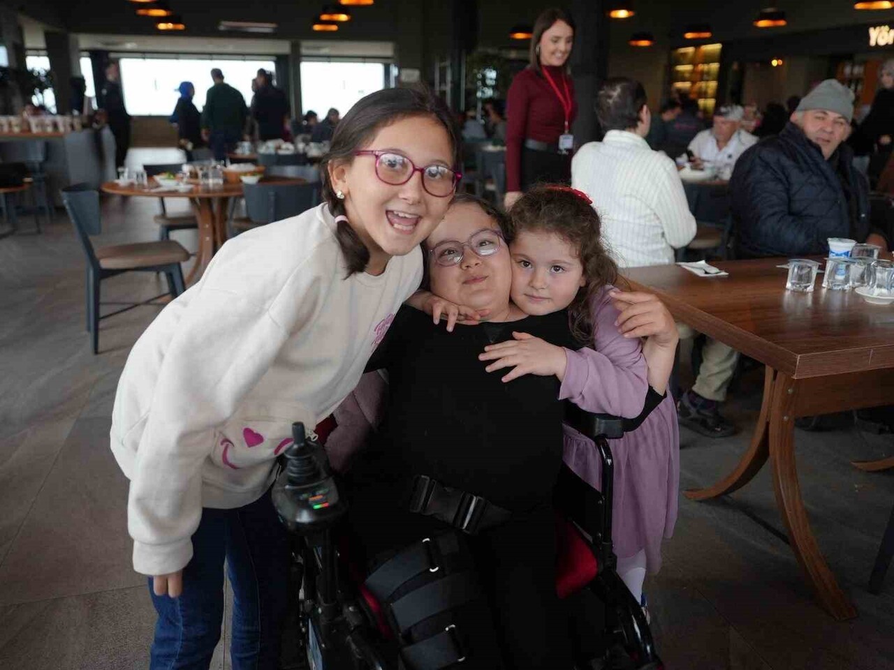 DÜZCE BELEDİYESİ SOSYAL HİZMETLER MÜDÜRLÜĞÜ, 3 ARALIK DÜNYA ENGELLİLER GÜNÜ DOLAYISIYLA MUTFAK...