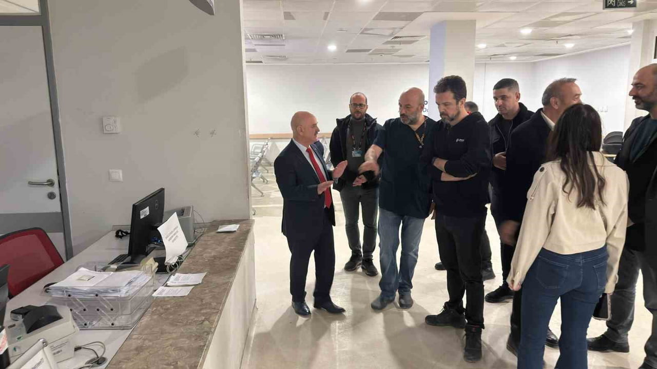 DÜZCE ÜNİVERSİTESİ REKTÖRÜ PROF. DR. NEDİM SÖZBİR, SUNDUĞU NİTELİKLİ SAĞLIK HİZMETLERİYLE BÖLGENİN...