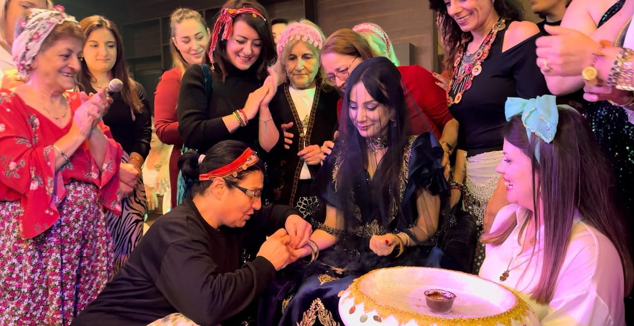 EDİRNE’DE ROMAN GECESİNDE TRAKYA GELENEKLERİ CANLANDIRILDI