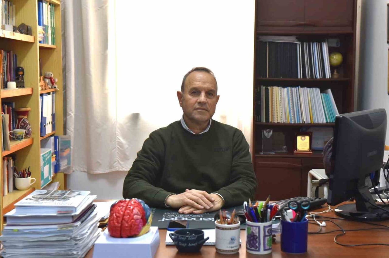 EGE ÜNİVERSİTESİ MÜHENDİSLİK FAKÜLTESİ ELEKTRİK-ELEKTRONİK MÜHENDİSLİĞİ BÖLÜMÜ ÖĞRETİM ÜYESİ PROF....