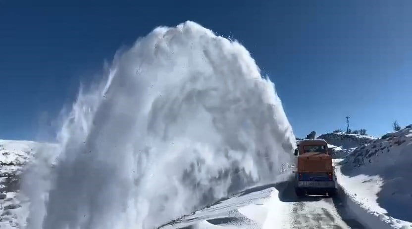 ELAZIĞ'DA KAR YAĞIŞI SONRASINDA KAPANAN 108 KÖY YOLUNUN 57’Sİ AÇILIRKEN, KAPALI KÖY YOLLARINDA...