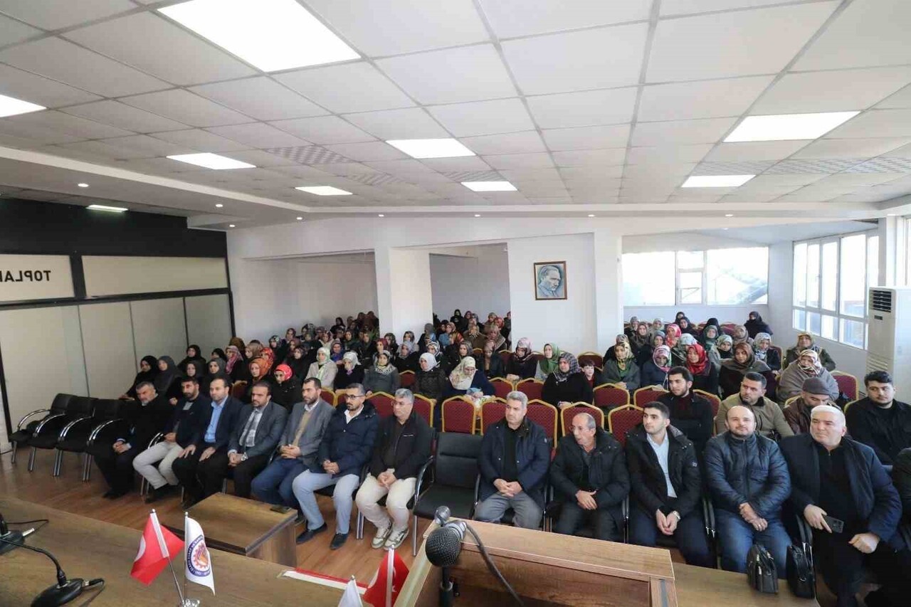 ELAZIĞ’DA KUR’AN KURSLARI ARALIK AYI MUTAT TOPLANTISI