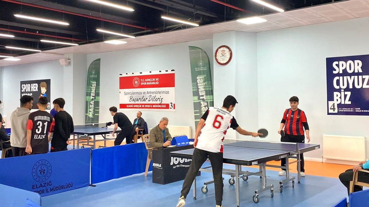 ELAZIĞ’DA OKUL SPORLARI MASA TENİSİ MÜSABAKALARI YAPILDI