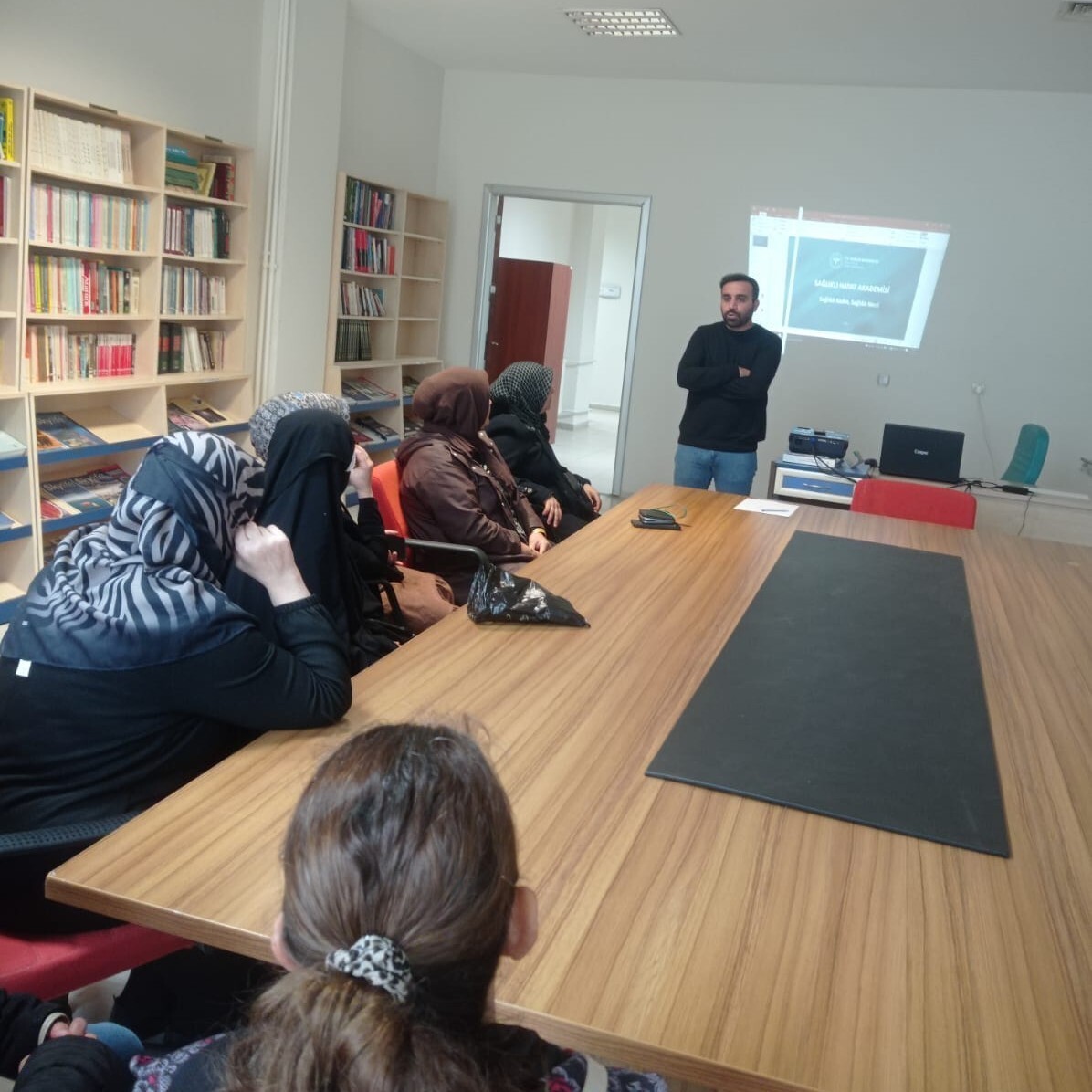 ELAZIĞ’DA VATANDAŞLARA SAĞLIK BİLGİLENDİRMESİ