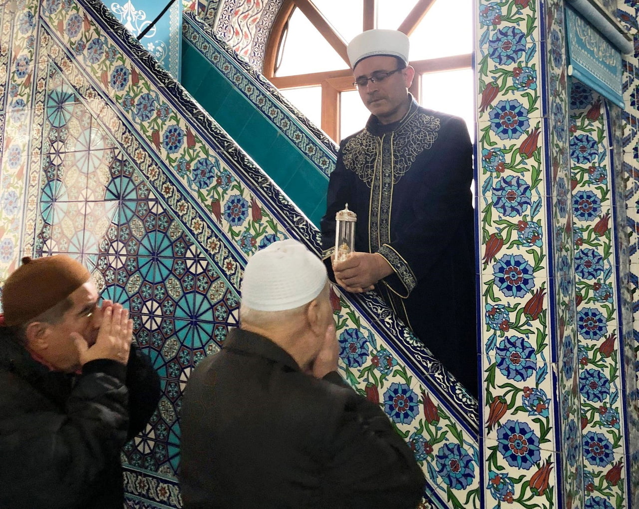 EMET İLÇE MÜFTÜLÜĞÜ TARAFINDAN GELENEKSEL HALE GETİRİLEN RECEP AYI SAKAL-I ŞERİF ZİYARETİ, İLÇEDE...