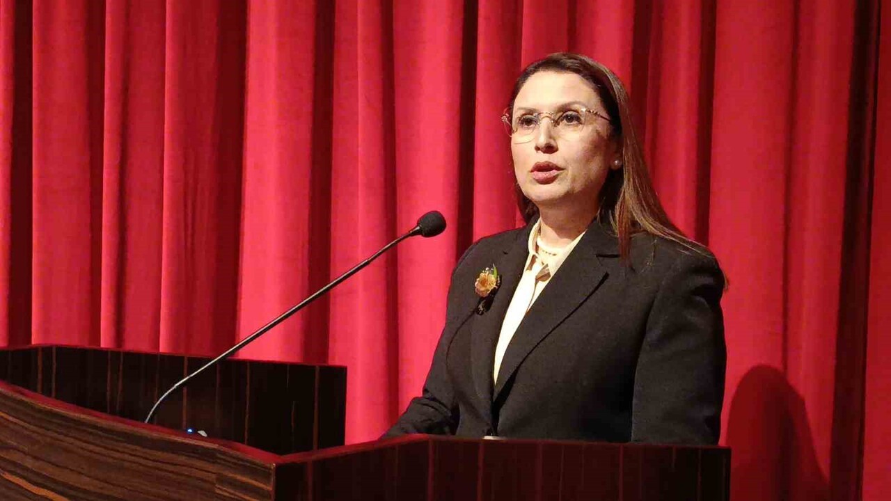 ENGELLİLER YETENEKLERİNİ SERGİLEDİ