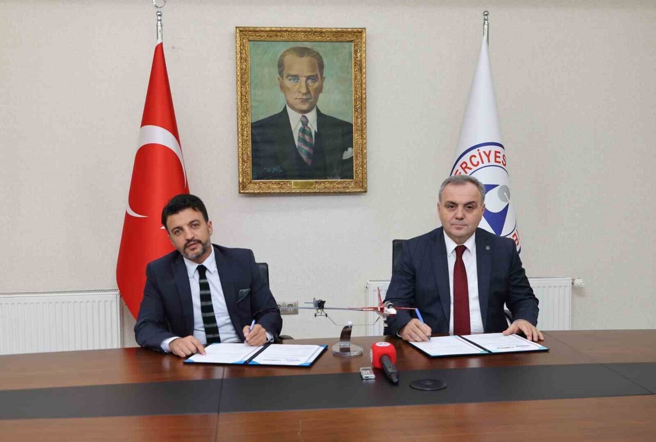 ERCİYES ÜNİVERSİTESİ (ERÜ) İLE TOMTAŞ  HAVACILIK VE TEKNOLOJİ A.Ş. ARASINDA HAVACILIK SEKTÖRÜNE...