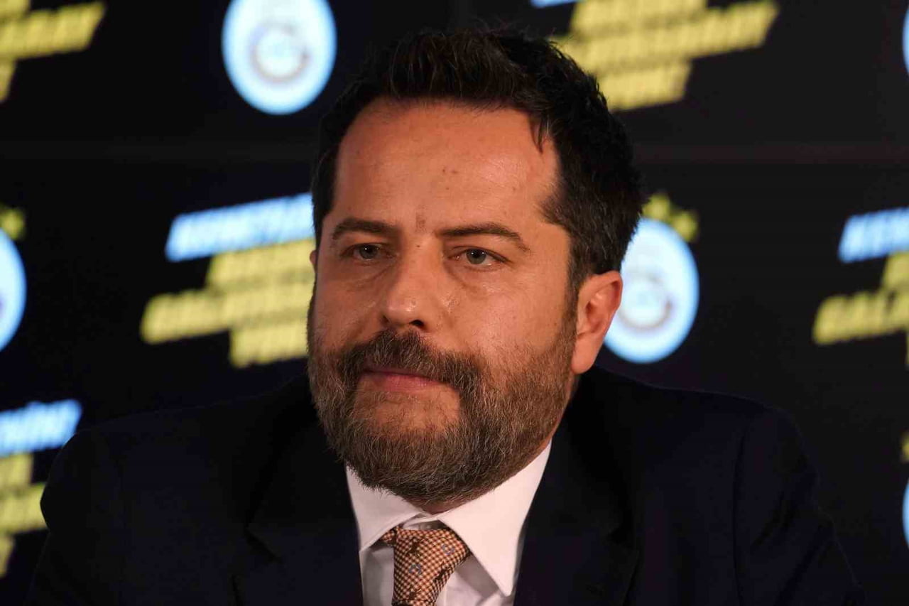 ERDEN TİMUR (ARŞİV)