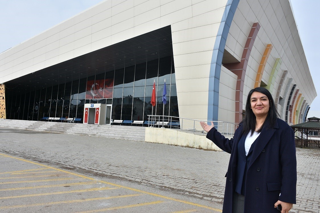 ERZURUM GENÇLİK VE SPOR İL MÜDÜRLÜĞÜ, 2011 UNIVERSIADE KAPSAMINDA YAPILAN BUZ SALONLARININ...