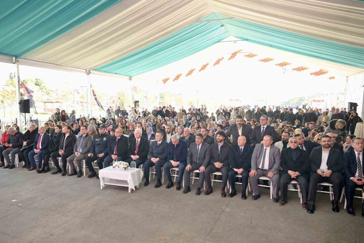 ESENYURT BELEDİYESİ'NCE HAYATA GEÇİRİLEN MİMAR SİNAN MİLLET BAHÇESİ İLE İLÇENİN YENİ SOSYAL YAŞAM...