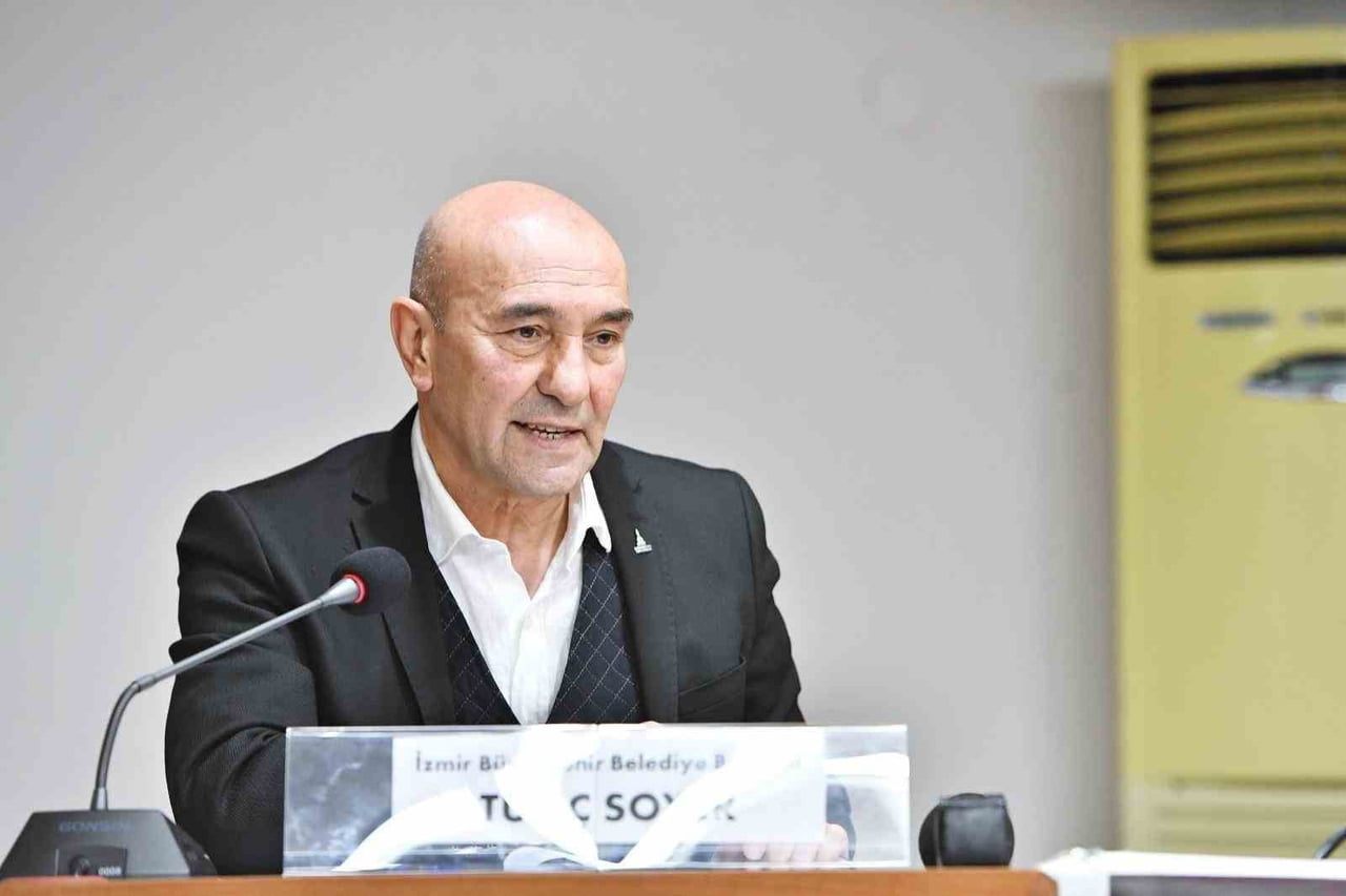 ESKİ İZMİR BÜYÜKŞEHİR BELEDİYESİ BAŞKANI TUNÇ SOYER
