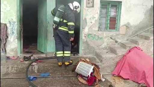Evde çıkan yangın paniğe neden oldu