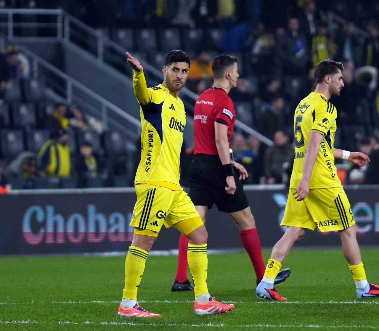 FENERBAHÇE'NİN İSPANYOL OYUNCUSU MARCO ASENSİO, KONYASPOR MAÇINDA 1 GOL, 1 ASİSTLİK PERFORMANSLA...