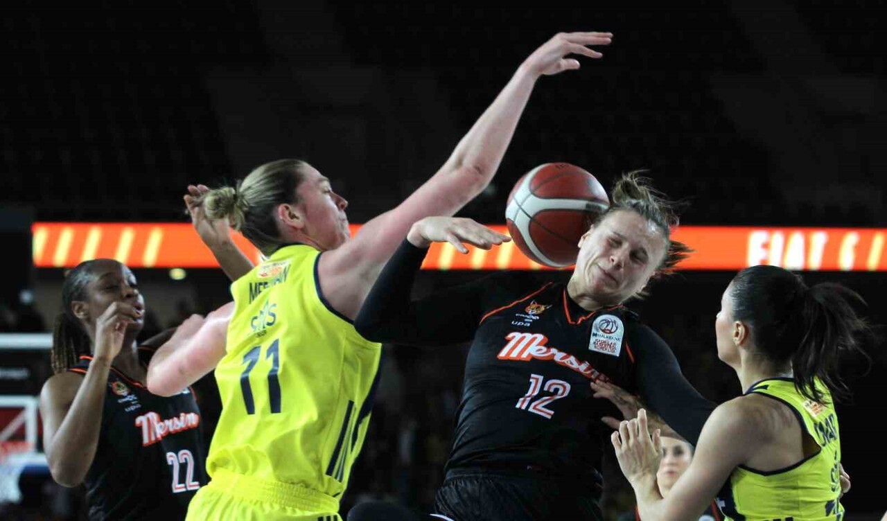 FENERBAHÇE OPET, 30. KADINLAR CUMHURBAŞKANLIĞI KUPASI MAÇINDA ÇİMSA ÇUKUROVA BASKETBOL KULÜBÜ...